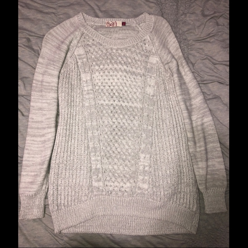 Rarely Worn!! Light Gray Knit Sweater